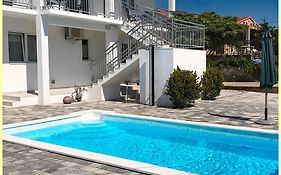 Tayla-Apartment Vodice